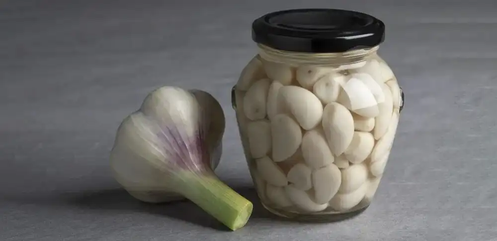 طرز تهیه ترشی سیر
