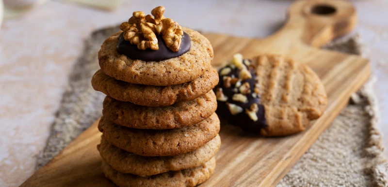 طرز تهیه بیسکوییت کره بادام زمینی خانگی