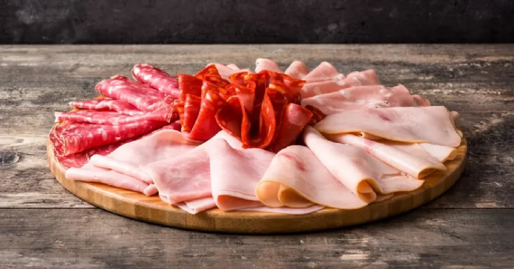 مقایسه ژامبون گوشت با ژامبون مرغ